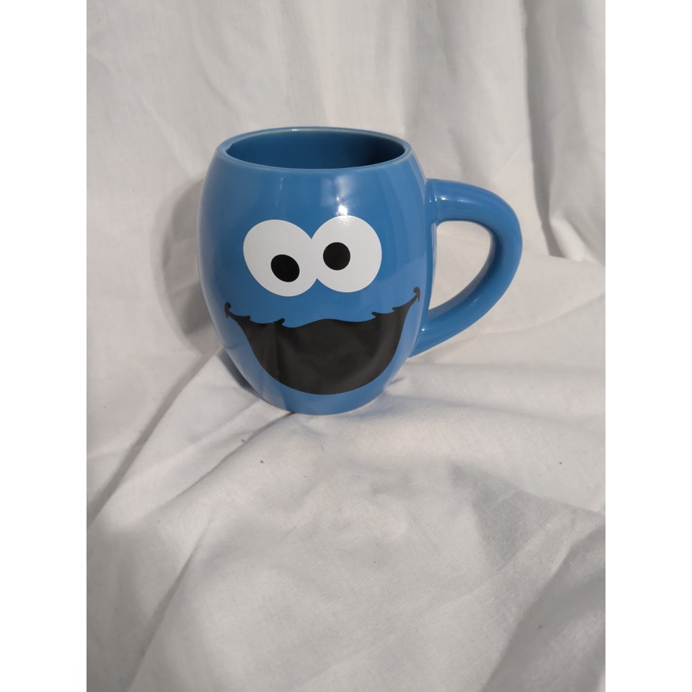 Cookie Monster Num Num Num Mug Blue 2022 Sesame Workshop Microwaveable
